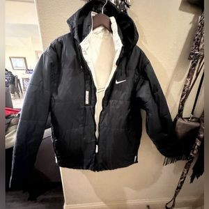 Black Nike windbreaker